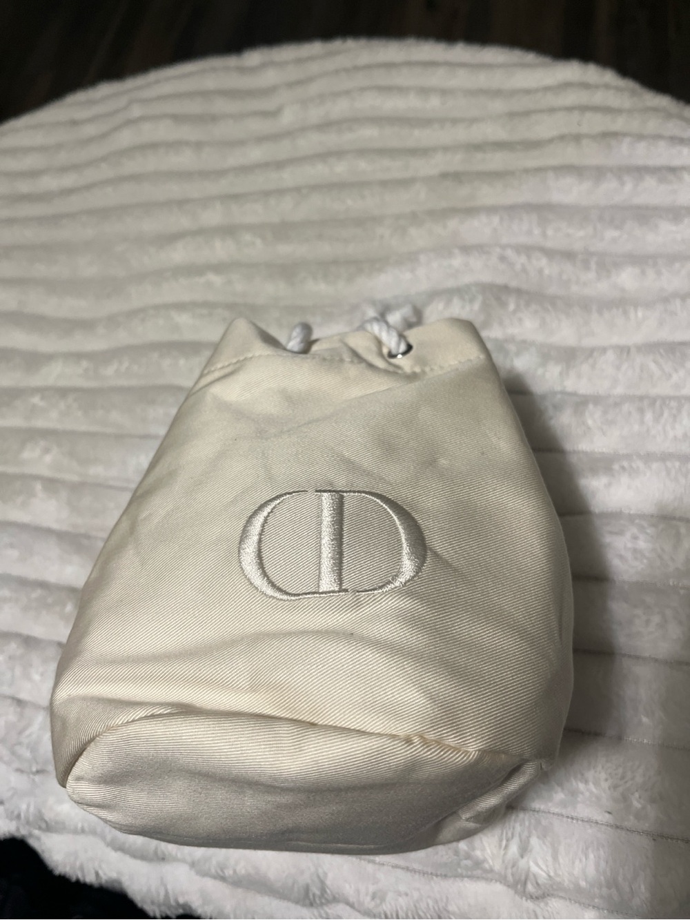 Christian Dior Ivory Satin Drawstring Dust Bag / Beauty Pouch NWOT